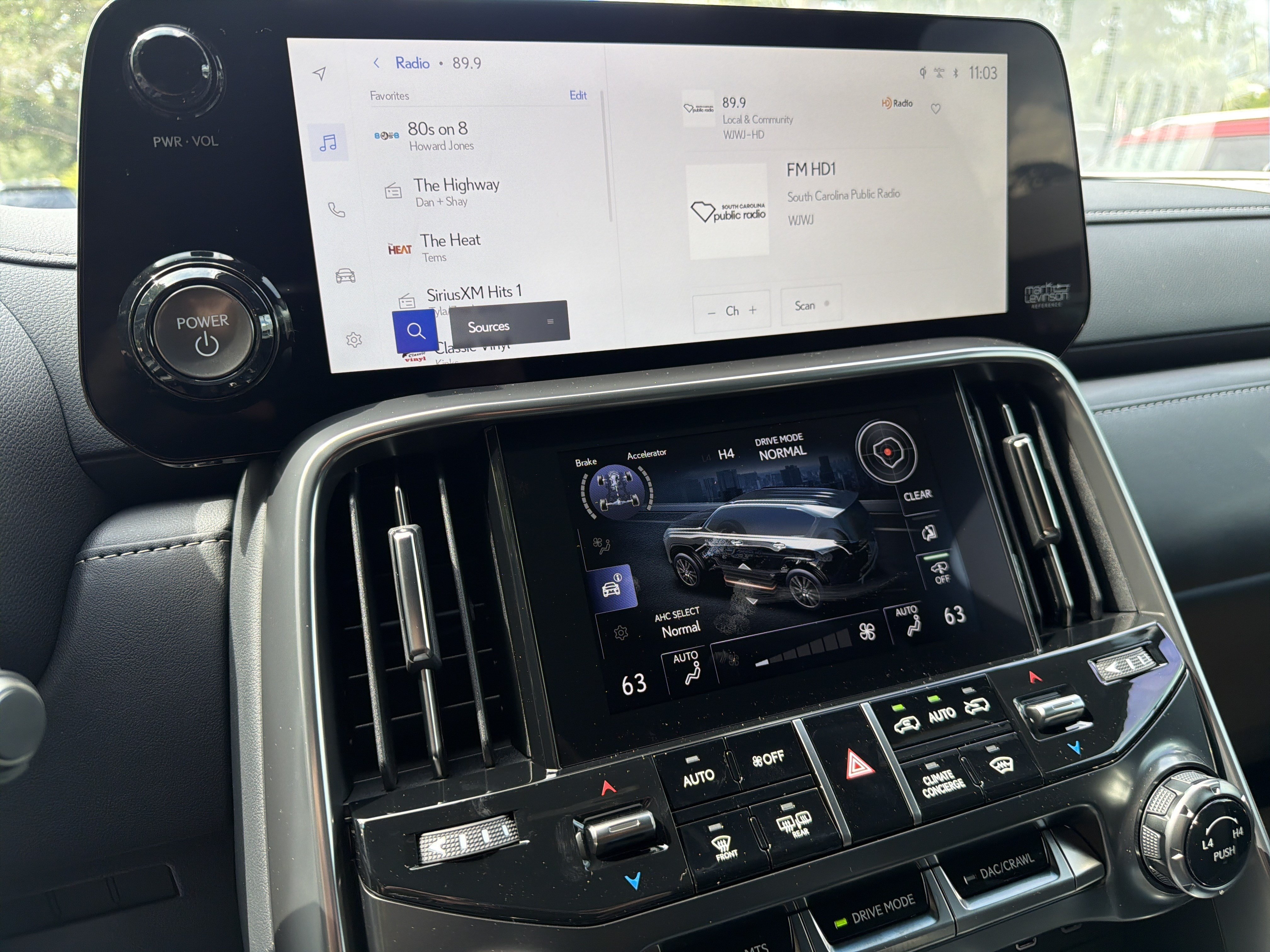 New 2026 Lexus LX 700h Luxury AWD/4WD image 17