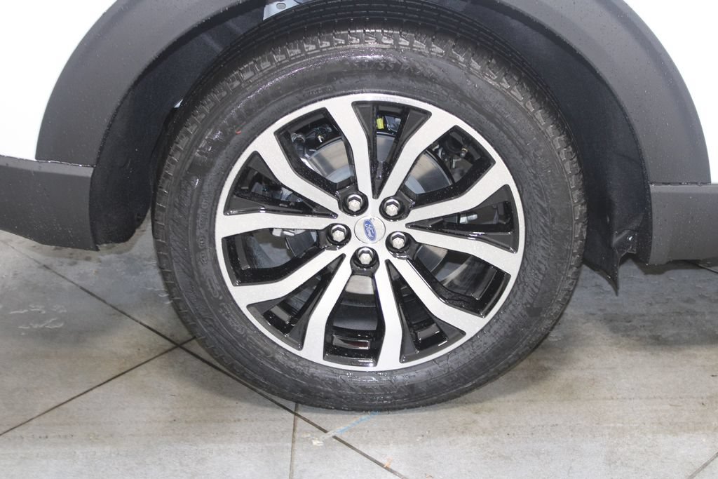 New 2026 Ford Explorer ST-Line w/ Premium Package RWD image 13
