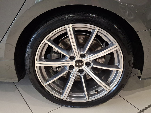Used 2025 Audi A5 2.0T Premium AWD/4WD image 9