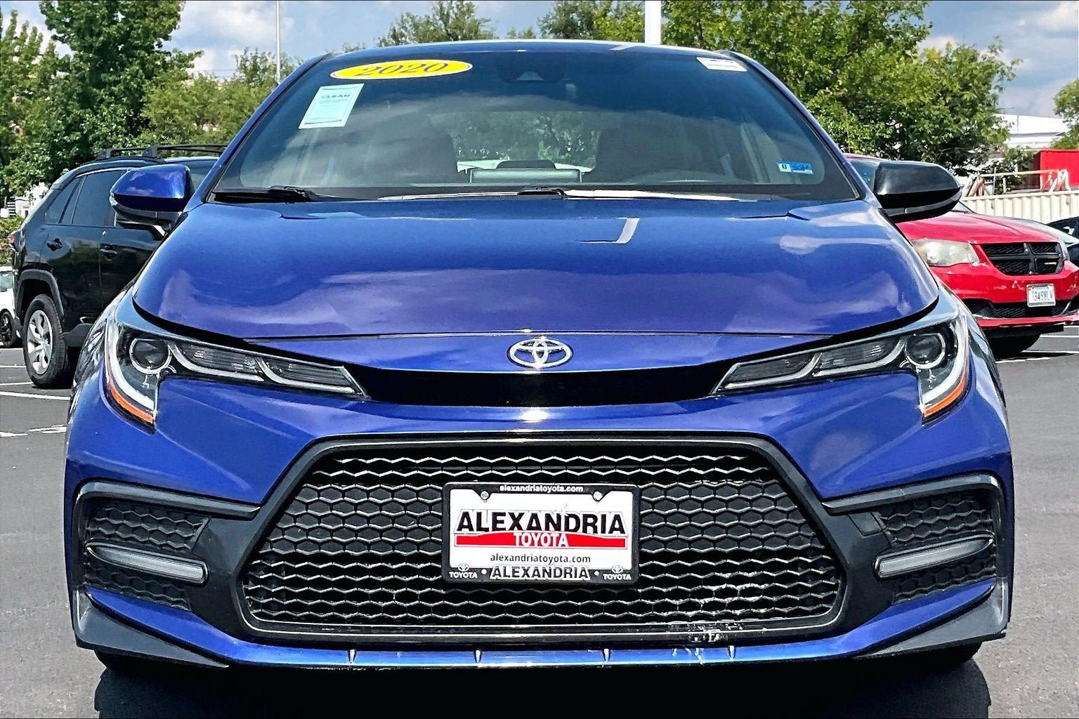 Used 2020 Toyota Corolla SE FWD image 3