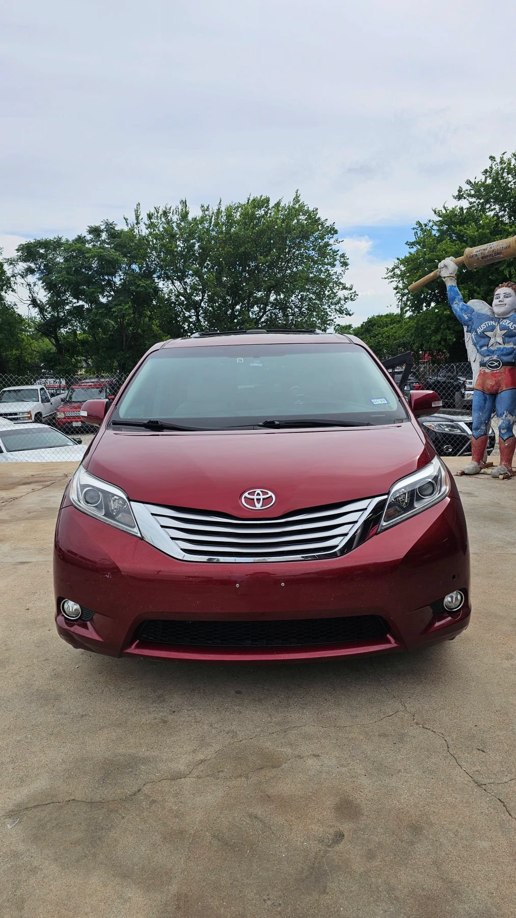 Used 2015 Toyota Sienna Limited Premium FWD image 3