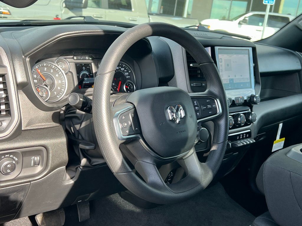 New 2026 RAM 1500 Express image 16