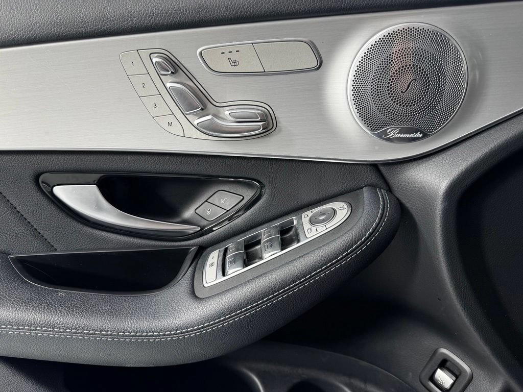 Used 2020 Mercedes-Benz GLC 300 4MATIC Coupe image 11