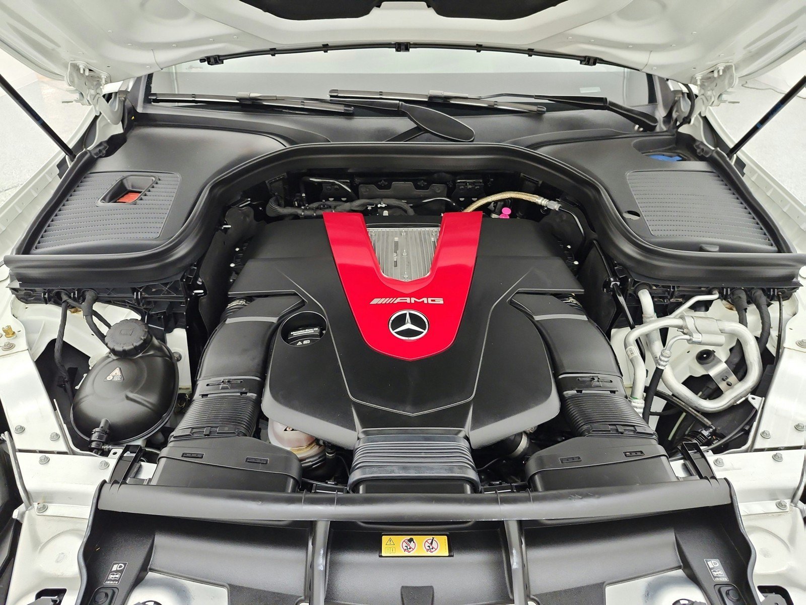 Used 2022 Mercedes-Benz GLC 43 AMG 4MATIC w/ Driver Assistance Package image 25