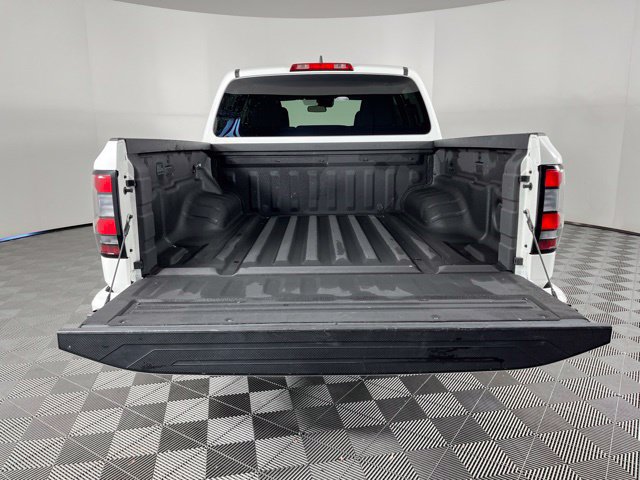Used 2024 Nissan Frontier SV w/ Technology Package RWD image 44