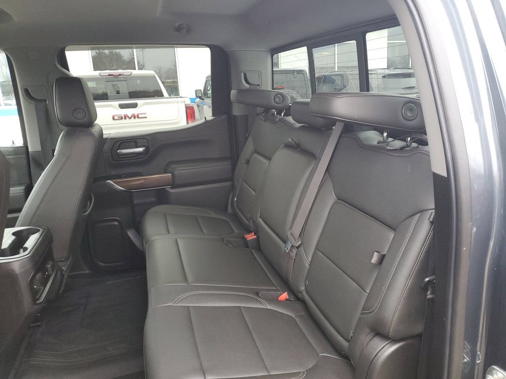 Used 2019 Chevrolet Silverado 1500 RST AWD/4WD image 31