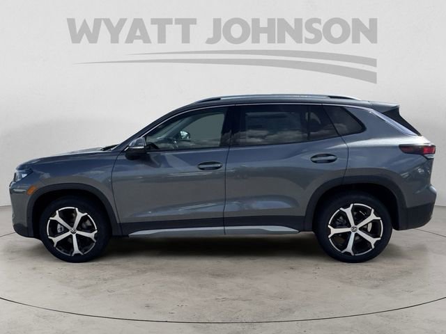 New 2025 Volkswagen Tiguan SE image 2