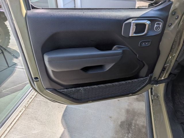 New 2026 Jeep Gladiator Willys AWD/4WD image 7