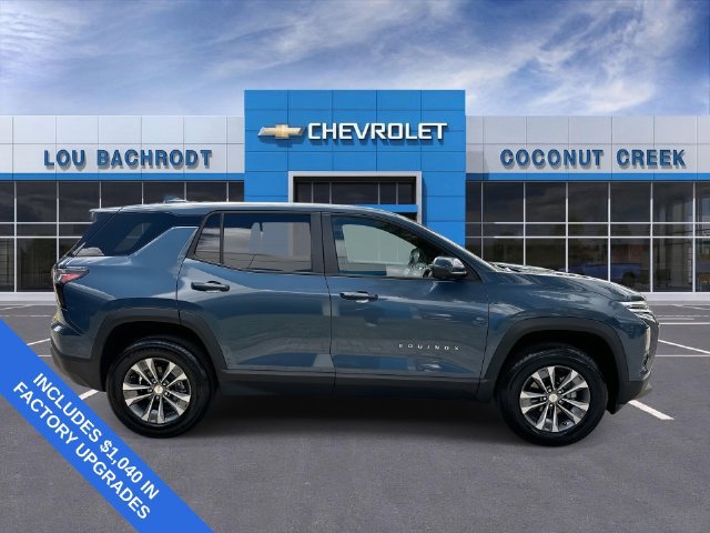 Used 2026 Chevrolet Equinox LT w/ Safety and Technology Package FWD image 9