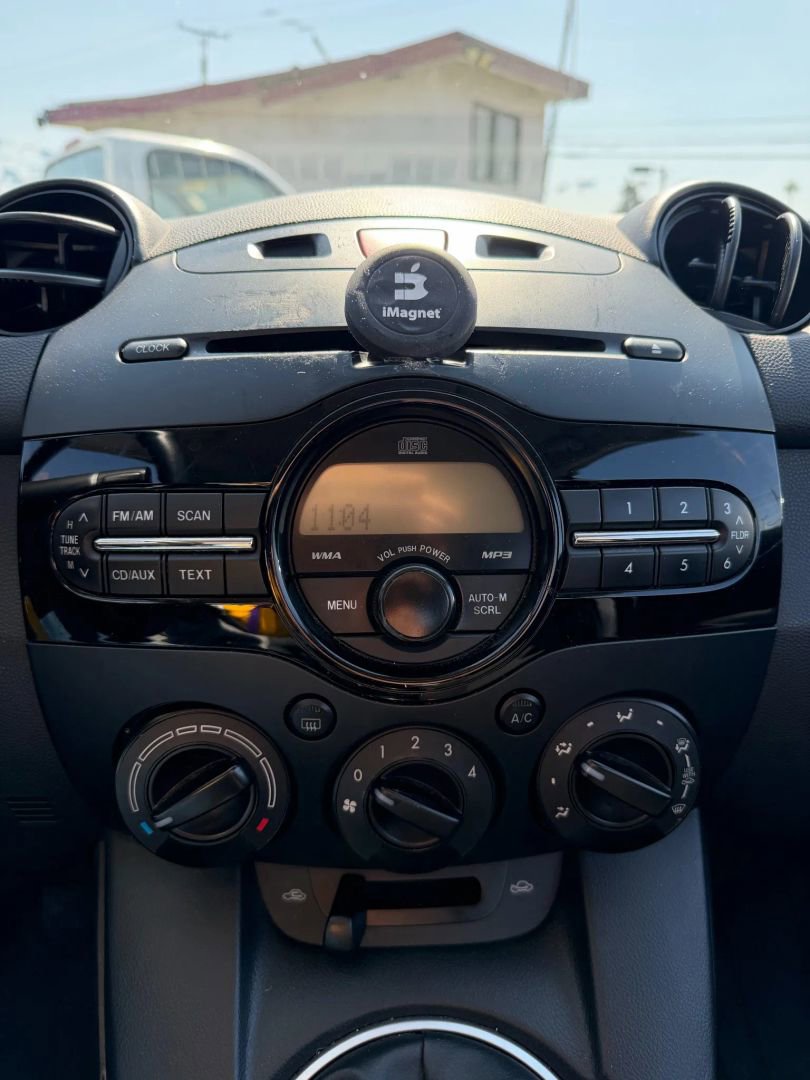 Used 2012 MAZDA MAZDA2 Sport image 19