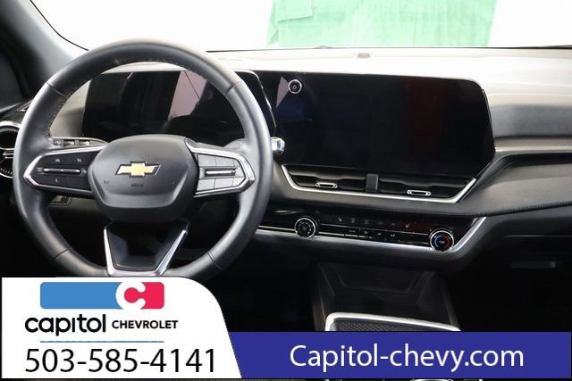 Used 2025 Chevrolet Equinox LT image 13