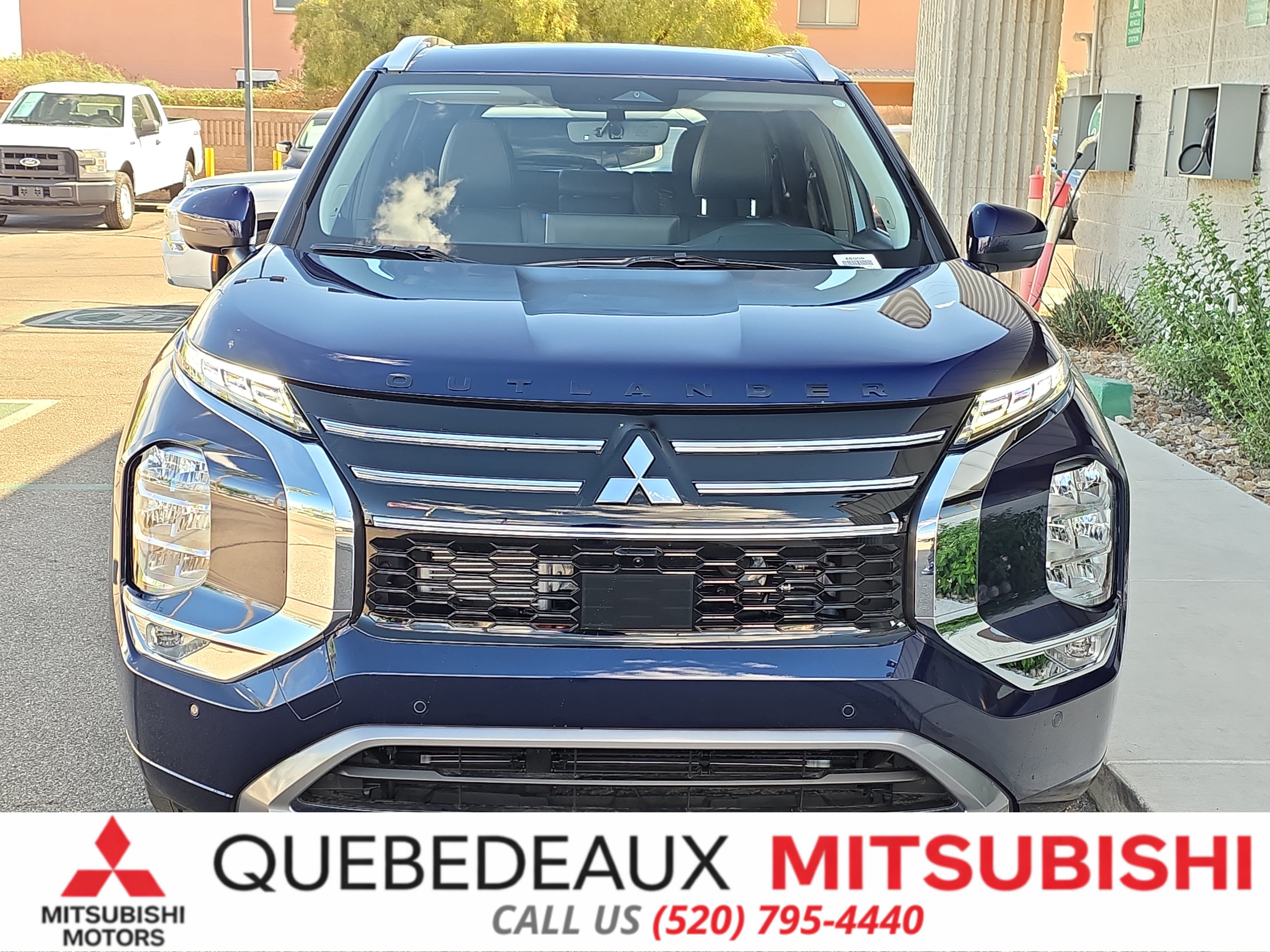 New 2026 Mitsubishi Outlander SEL FWD image 2