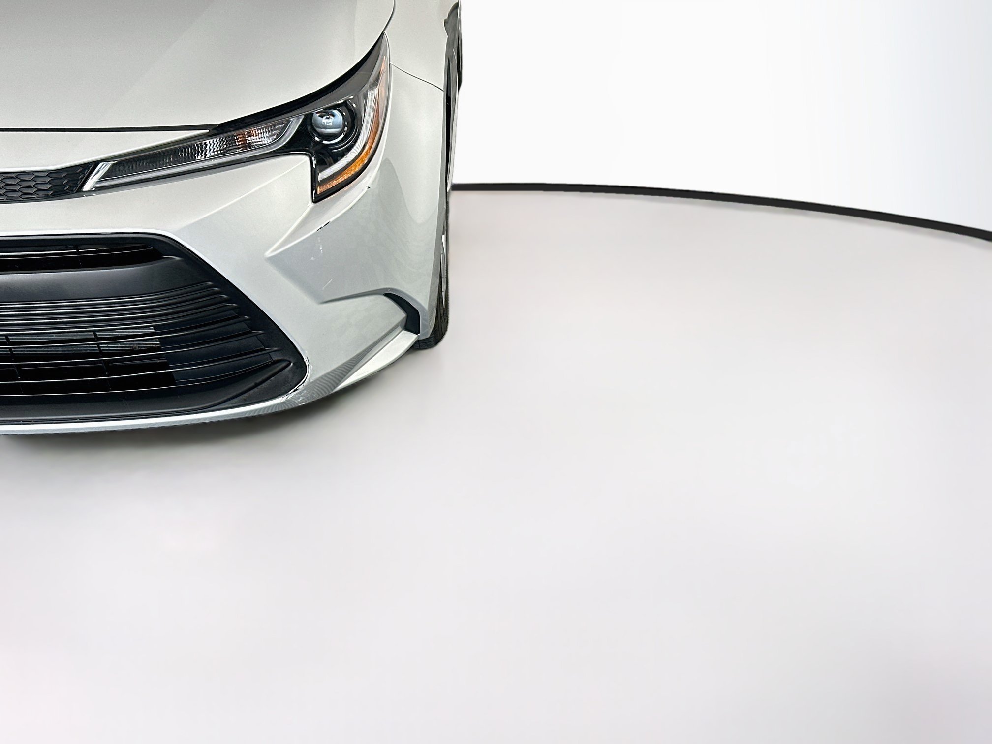 Used 2023 Toyota Corolla LE FWD image 9