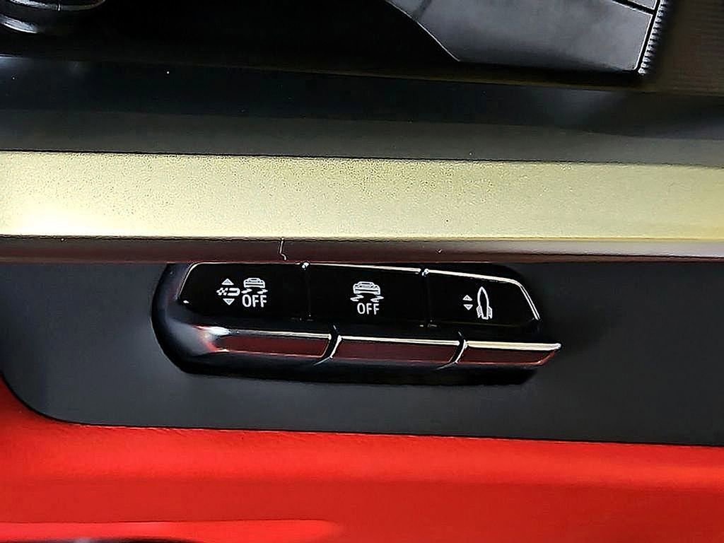 New 2026 Chevrolet Corvette Stingray Premium Conv w/ Z51 Performance Package image 18