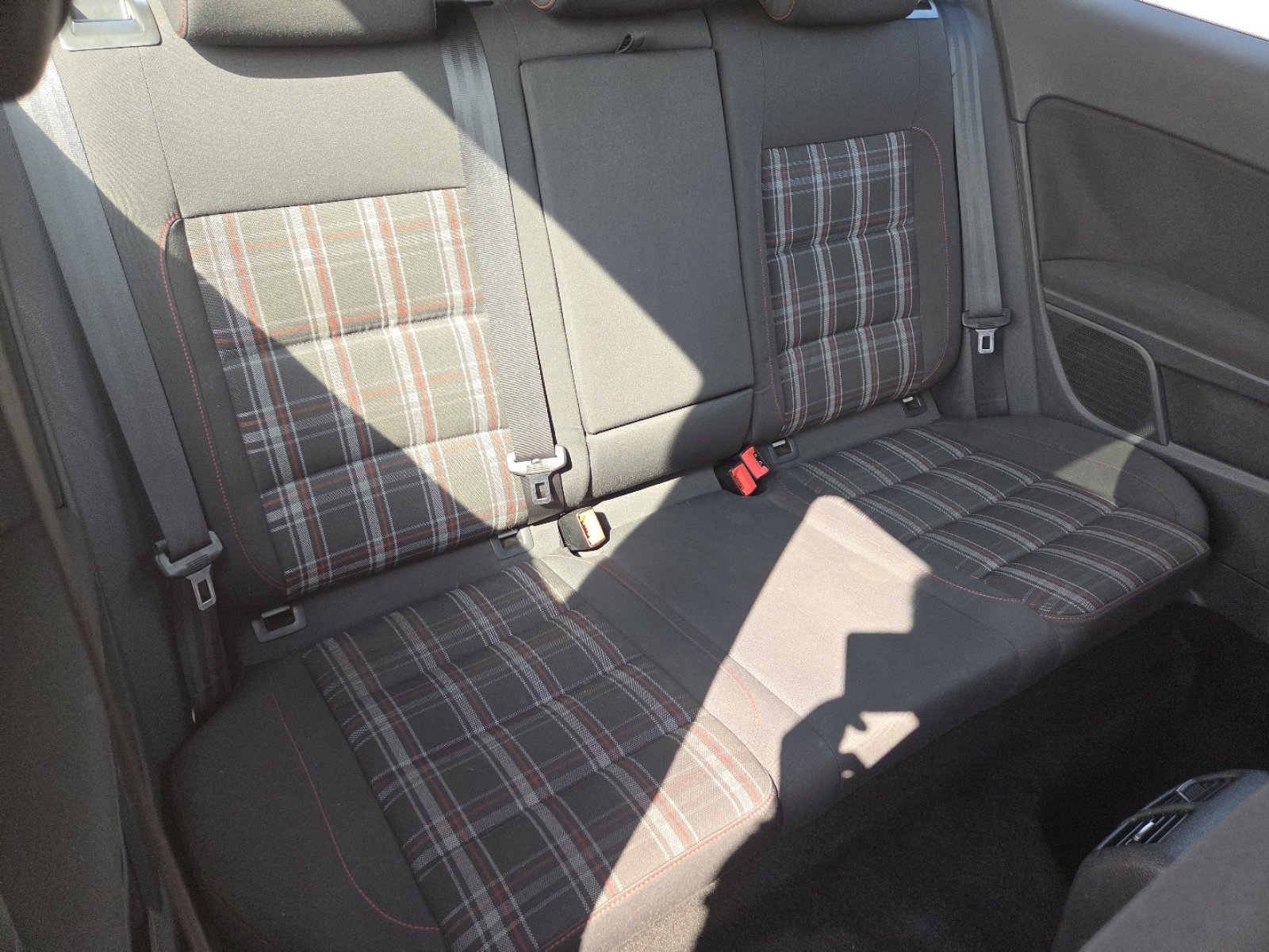 Used 2011 Volkswagen GTI 2-Door FWD image 20