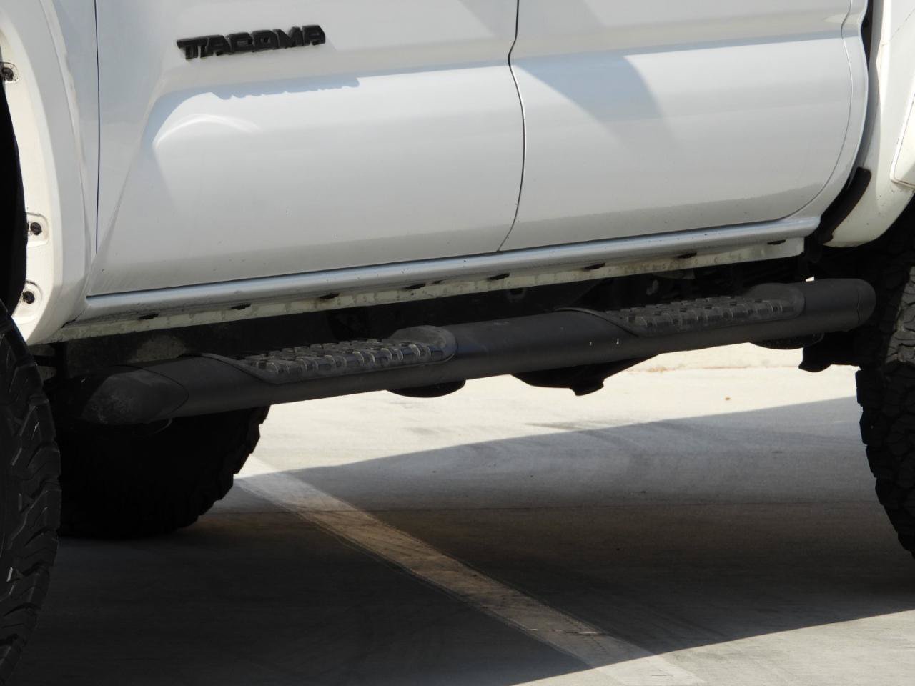 Used 2021 Toyota Tacoma SR5 RWD image 10