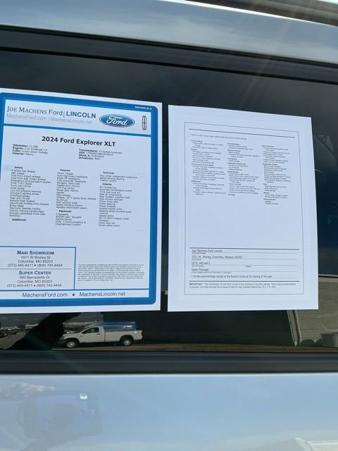 Used 2024 Ford Explorer XLT w/ Equipment Group 202A image 11