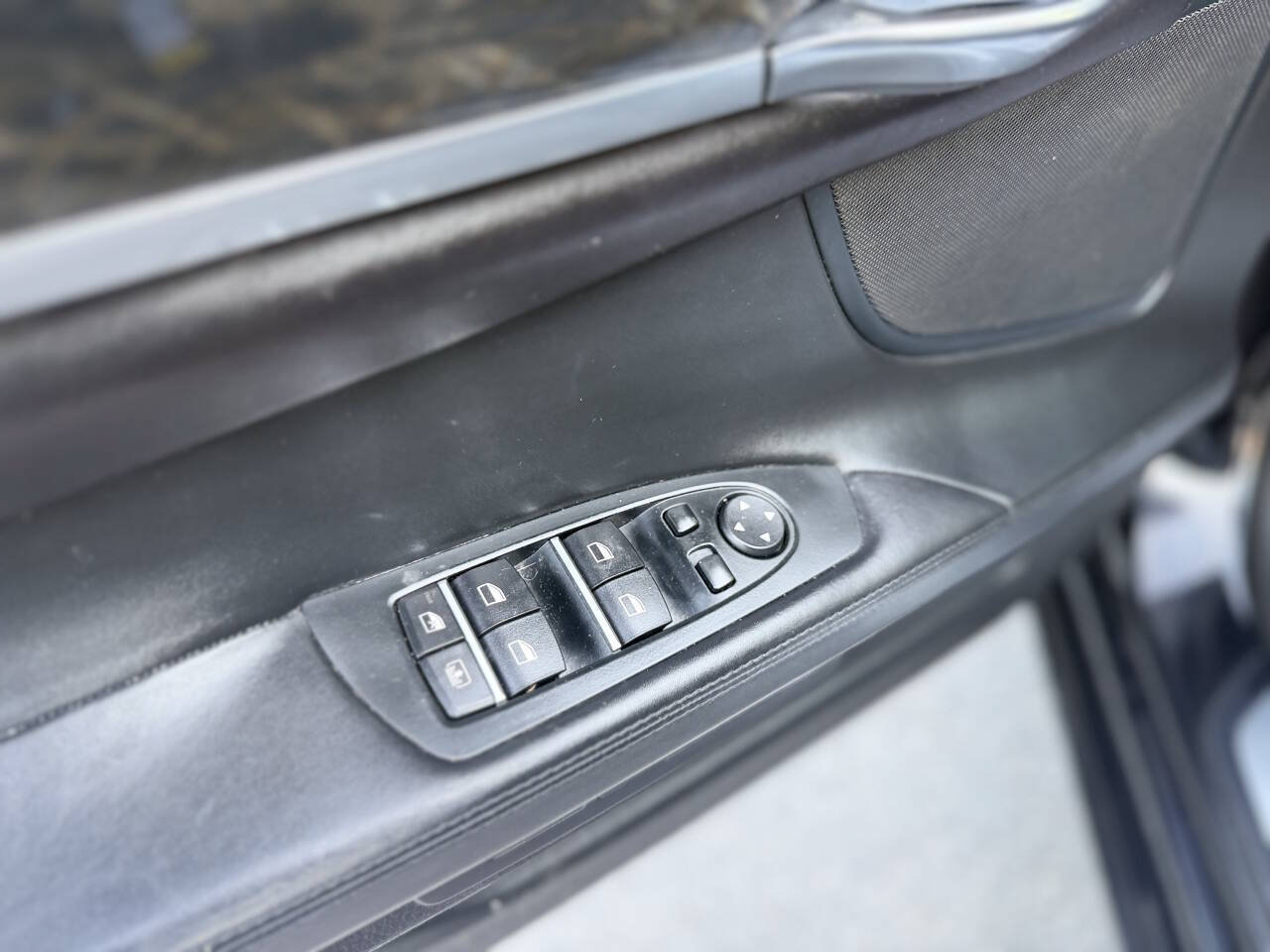 Used 2014 BMW 750Li RWD image 10