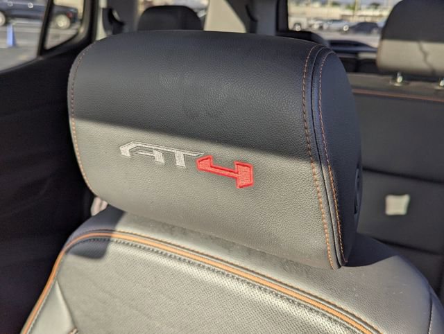 Used 2022 GMC Acadia AT4 w/ Technology Package image 27