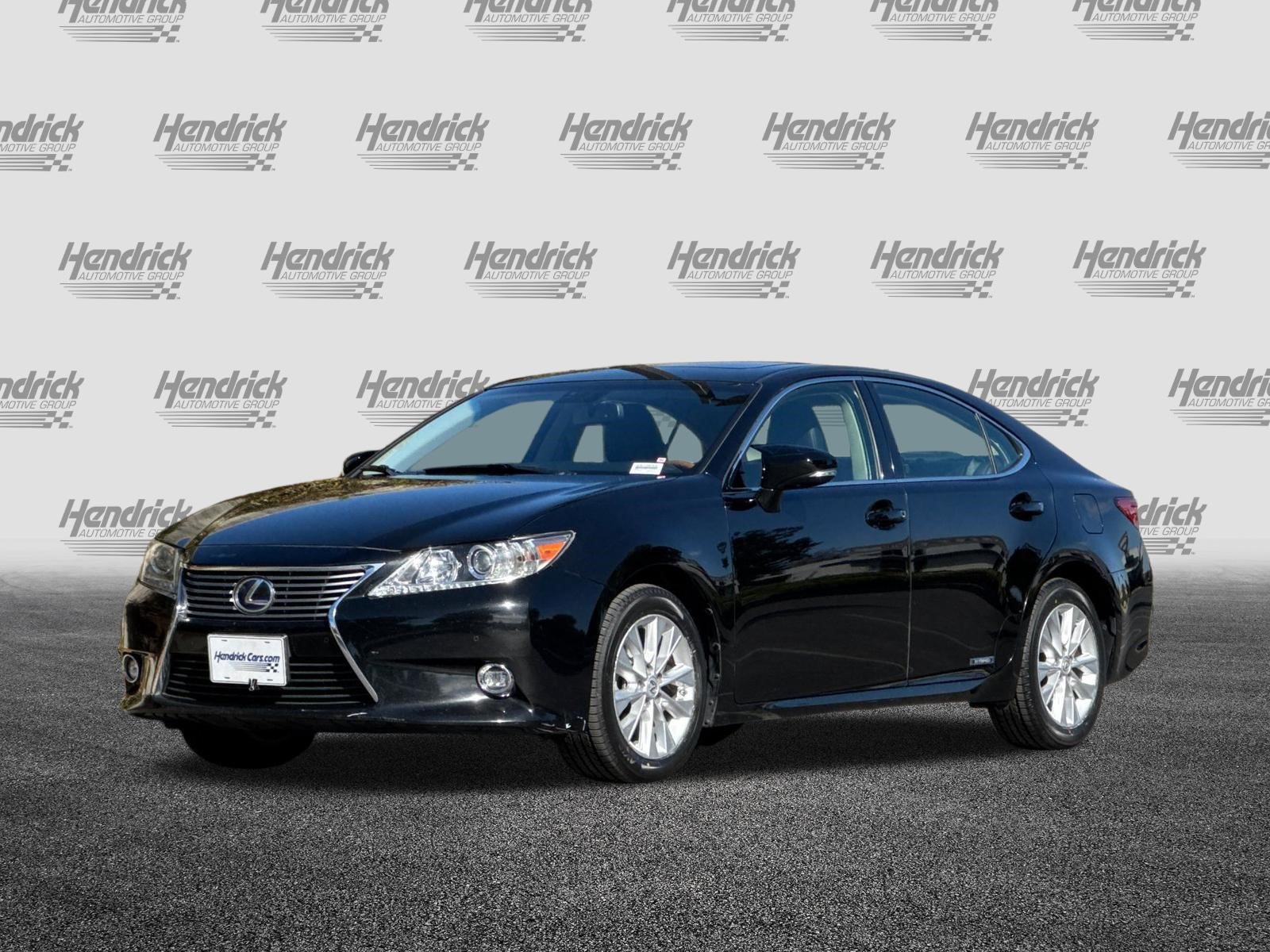 Used 2014 Lexus ES 300h w/ Luxury Package w/Bamboo Trim FWD image 9