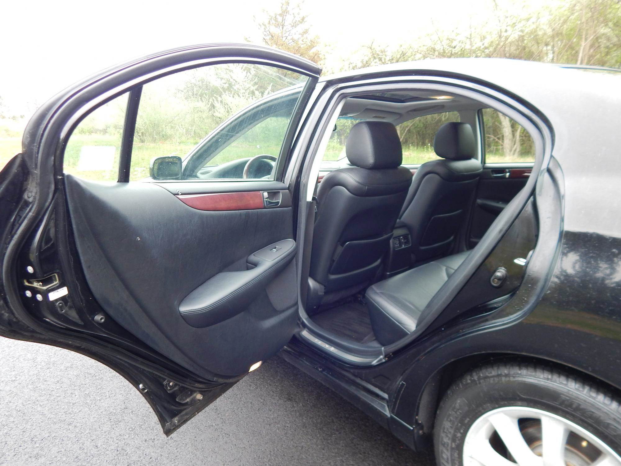 Used 2003 Lexus ES 330 FWD image 12