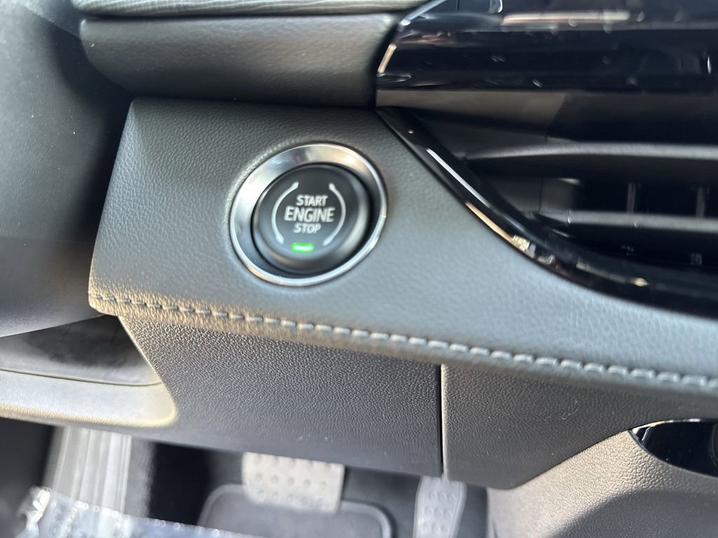 New 2026 Buick Enclave Sport Touring w/ Power Package FWD image 25