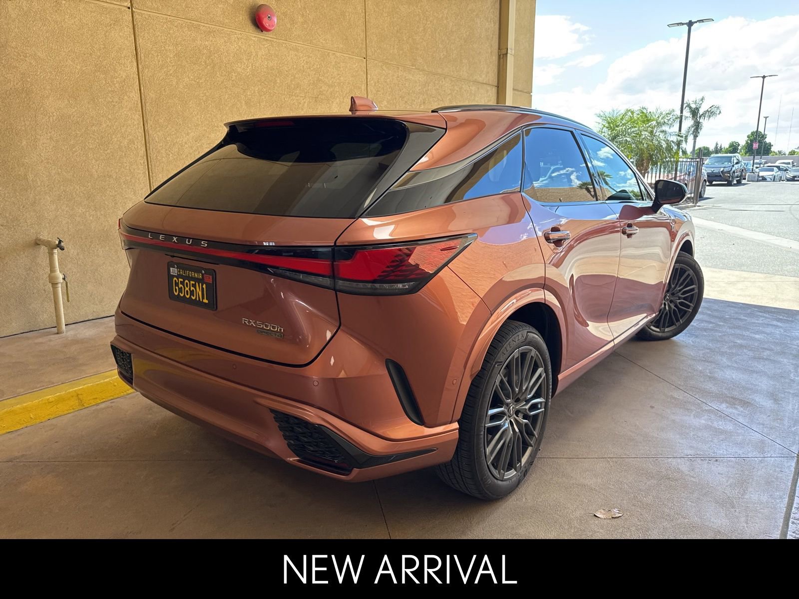 Used 2023 Lexus RX 500h F Sport w/ Accessory Package (Z1) AWD/4WD image 3