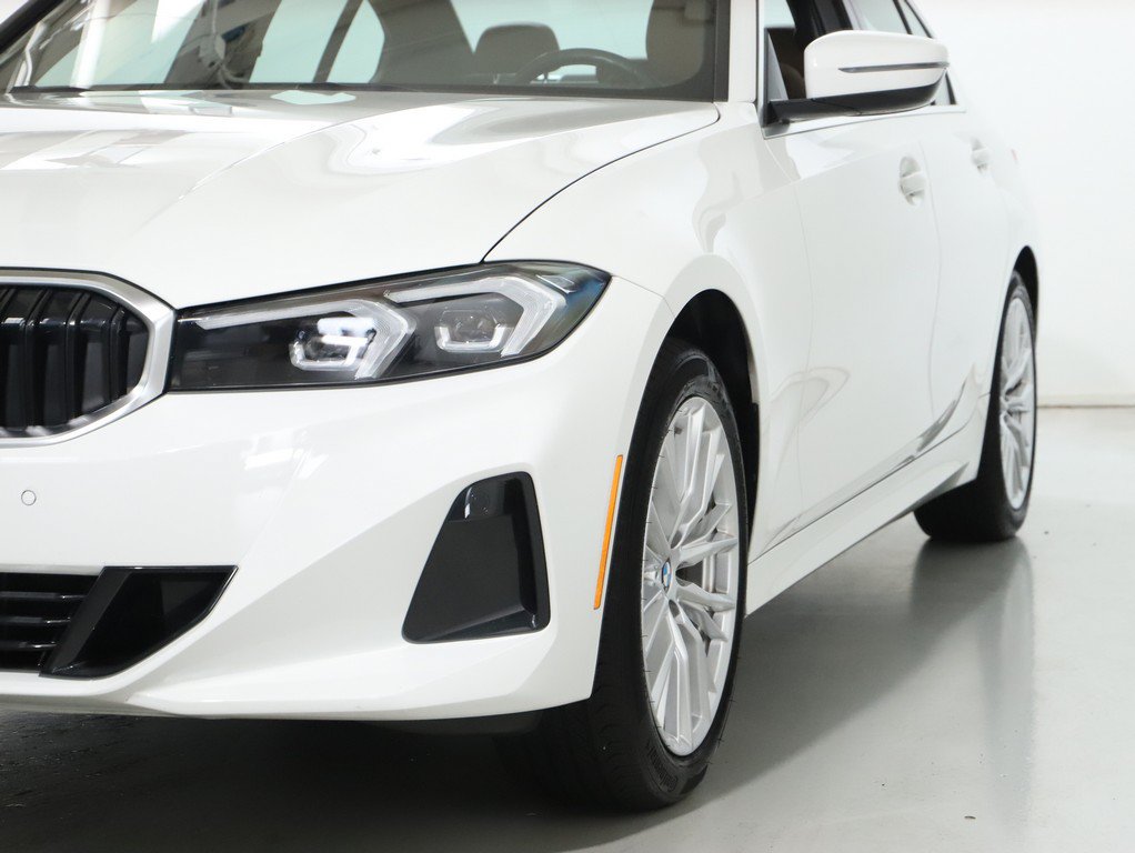 Used 2023 BMW 330i xDrive Sedan w/ Driving Assistance Package AWD/4WD image 2