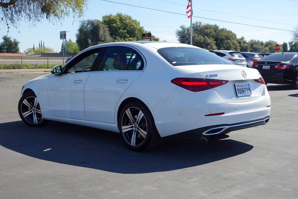 Used 2025 Mercedes-Benz C 300 4MATIC Sedan image 9