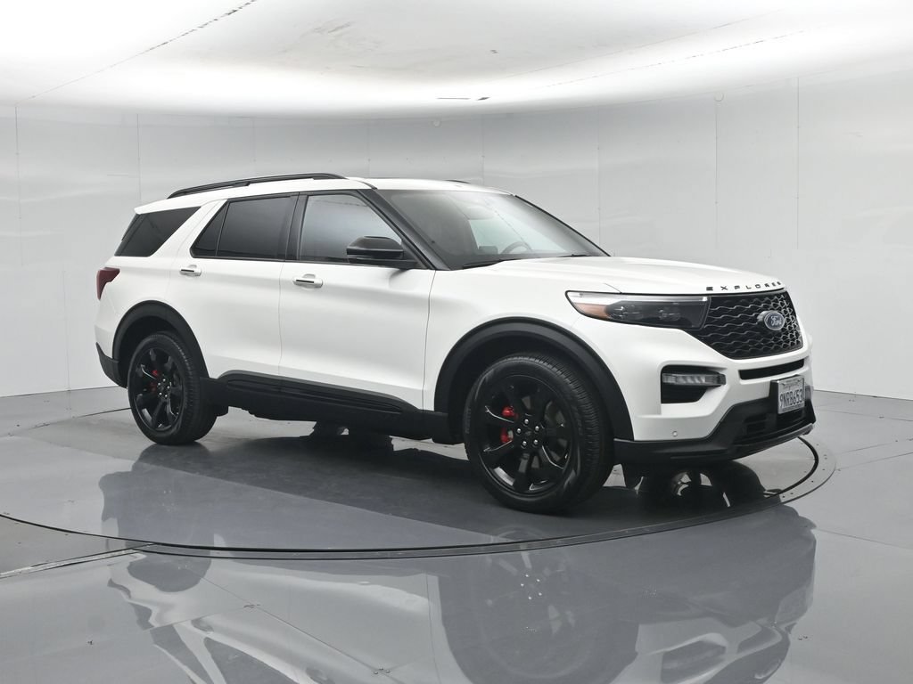 Used 2024 Ford Explorer ST w/ Equipment Group 401A AWD/4WD image 32