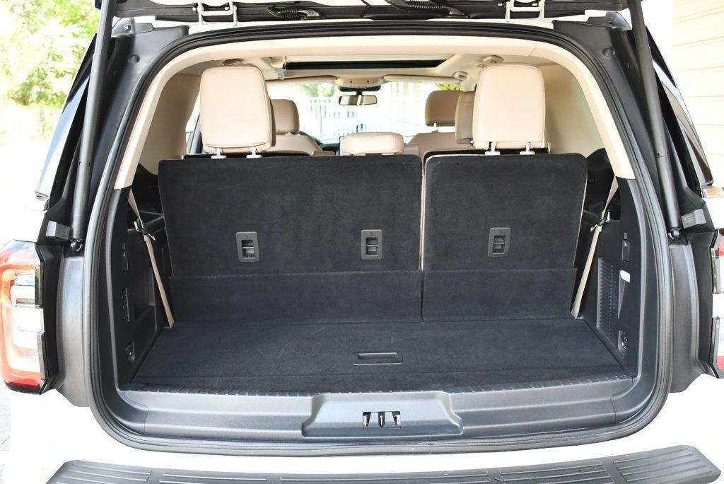 Used 2022 Ford Expedition Limited AWD/4WD image 45