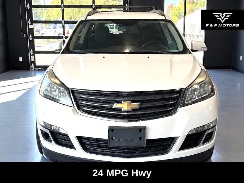 Used 2013 Chevrolet Traverse LT w/ All-Star Edition FWD image 5