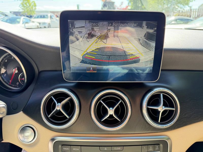 Used 2017 Mercedes-Benz CLA 250 image 20