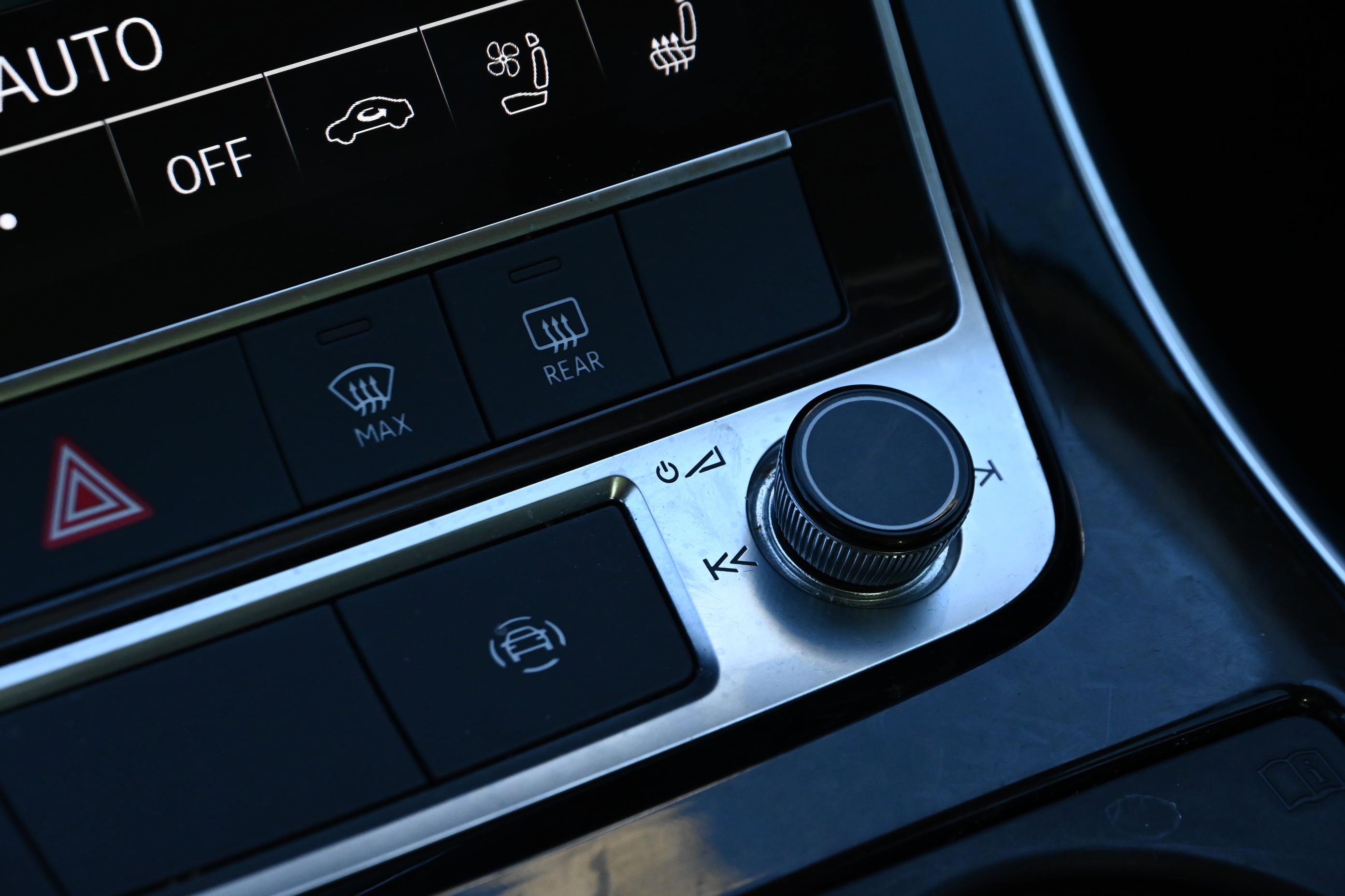 Used 2020 Audi Q7 3.0T Premium Plus w/ Premium Plus Package image 18