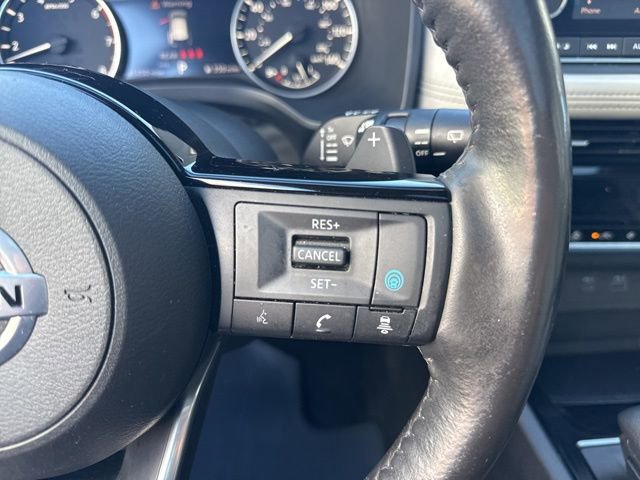 Used 2021 Nissan Rogue SV w/ Premium Package image 18