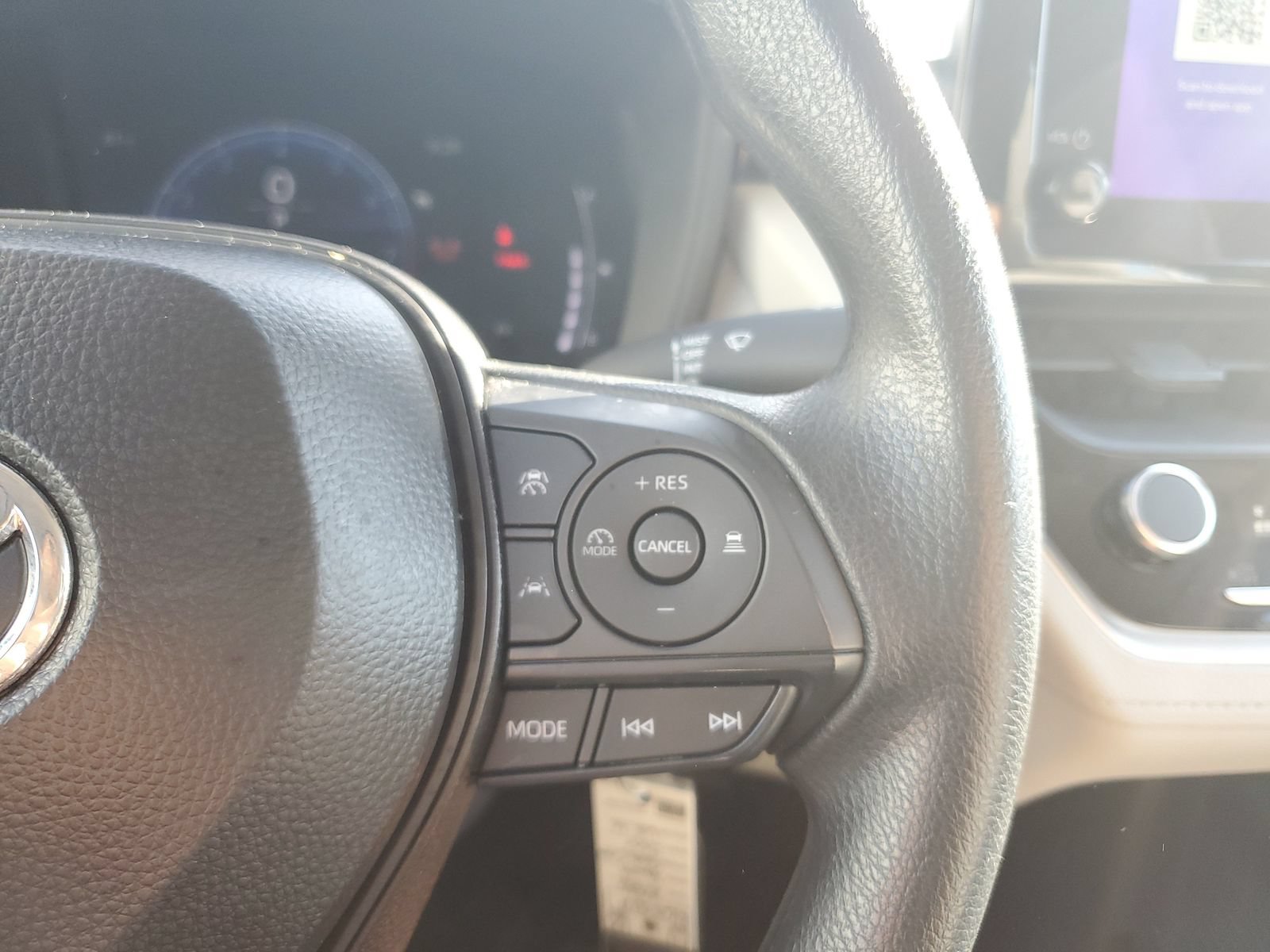 Certified 2026 Toyota Corolla Cross L AWD/4WD image 23
