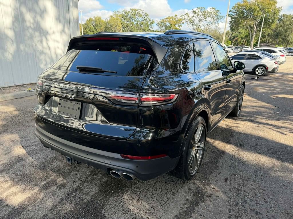Used 2023 Porsche Cayenne S image 6