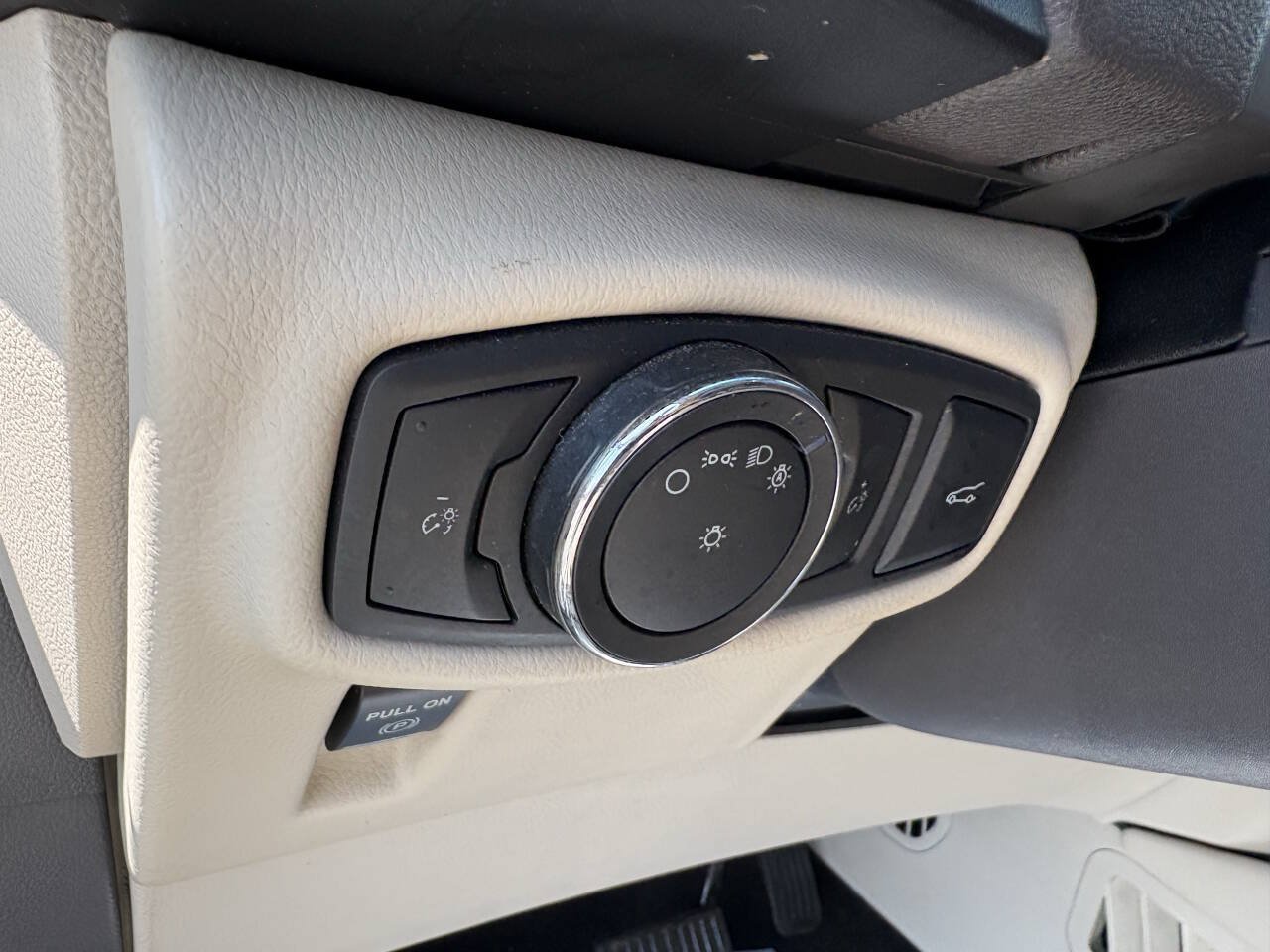 Used 2016 Lincoln MKX Reserve w/ Technology Package AWD/4WD image 19