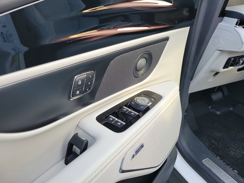 New 2026 Lincoln Nautilus Reserve image 19