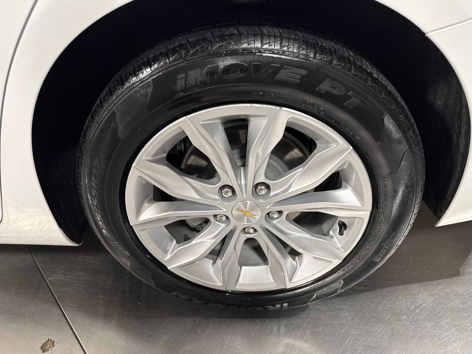 Used 2024 Chevrolet Malibu LT FWD image 12