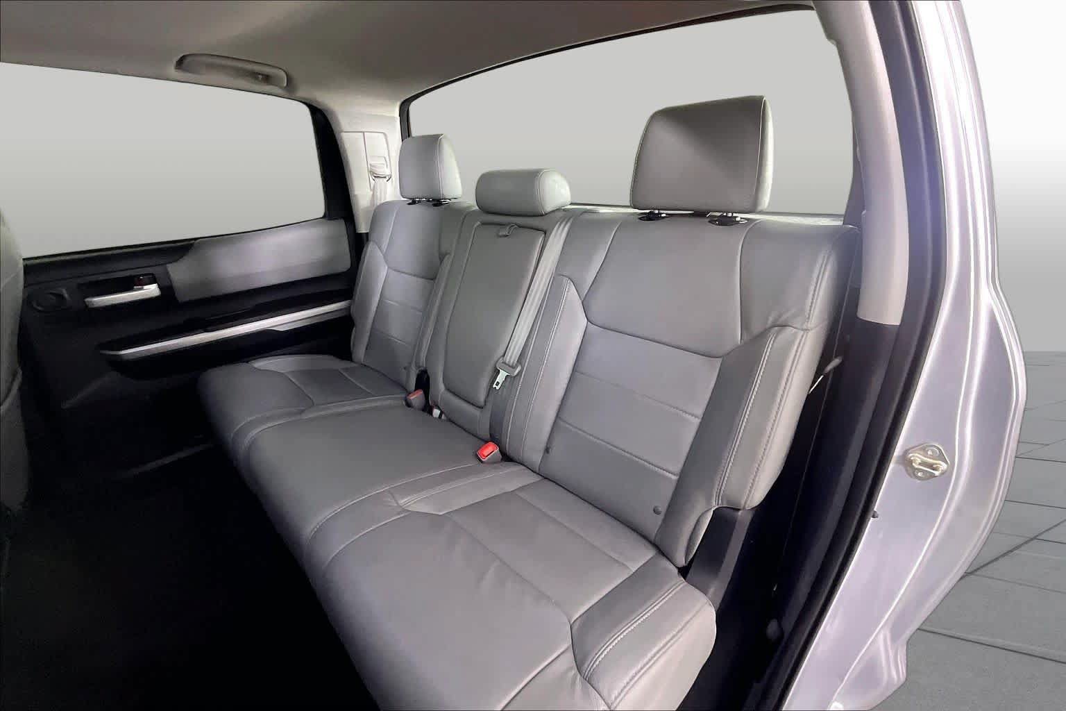Used 2015 Toyota Tundra Limited AWD/4WD image 18