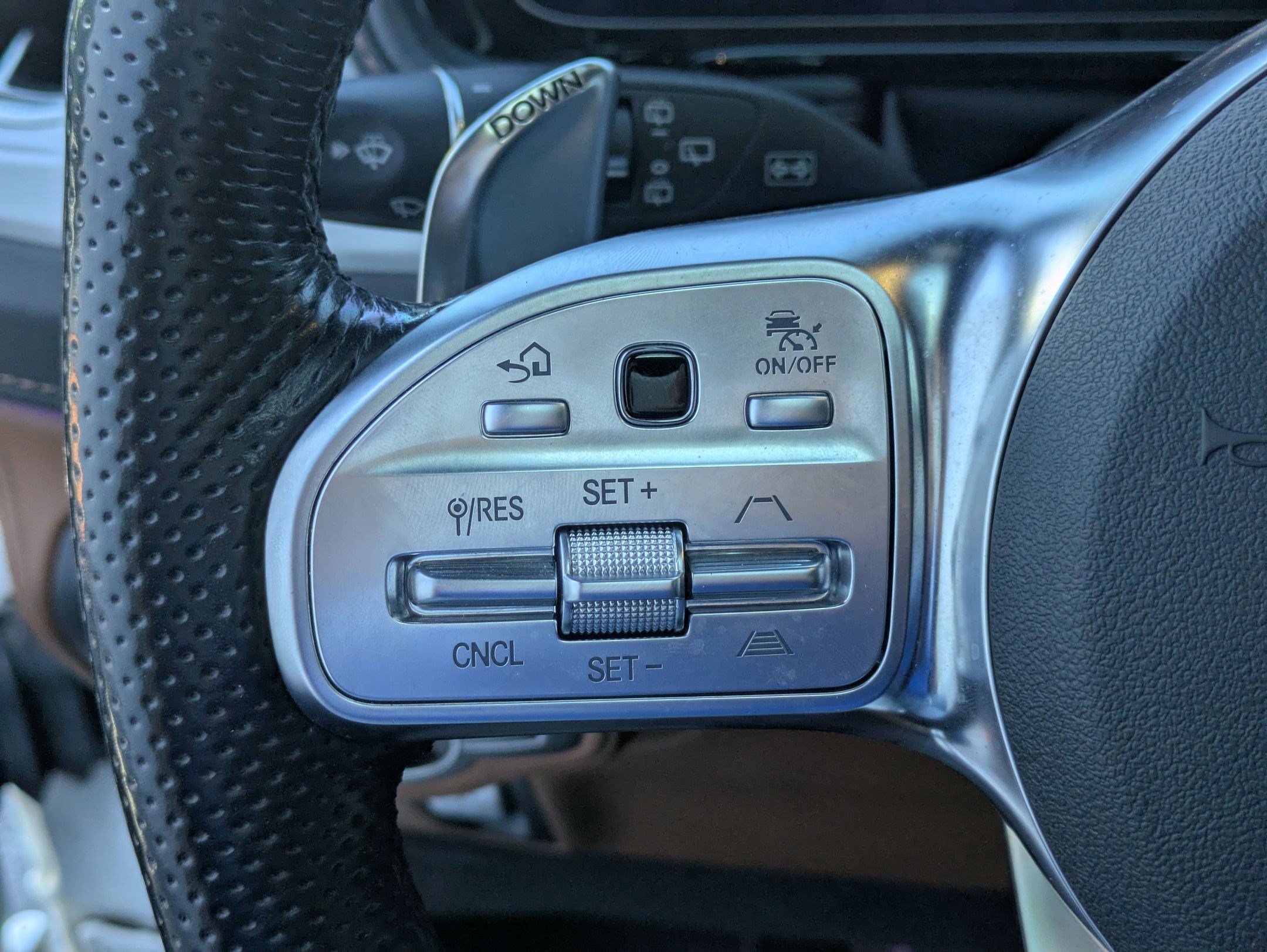 Certified 2022 Mercedes-Benz G 63 AMG 4MATIC image 19