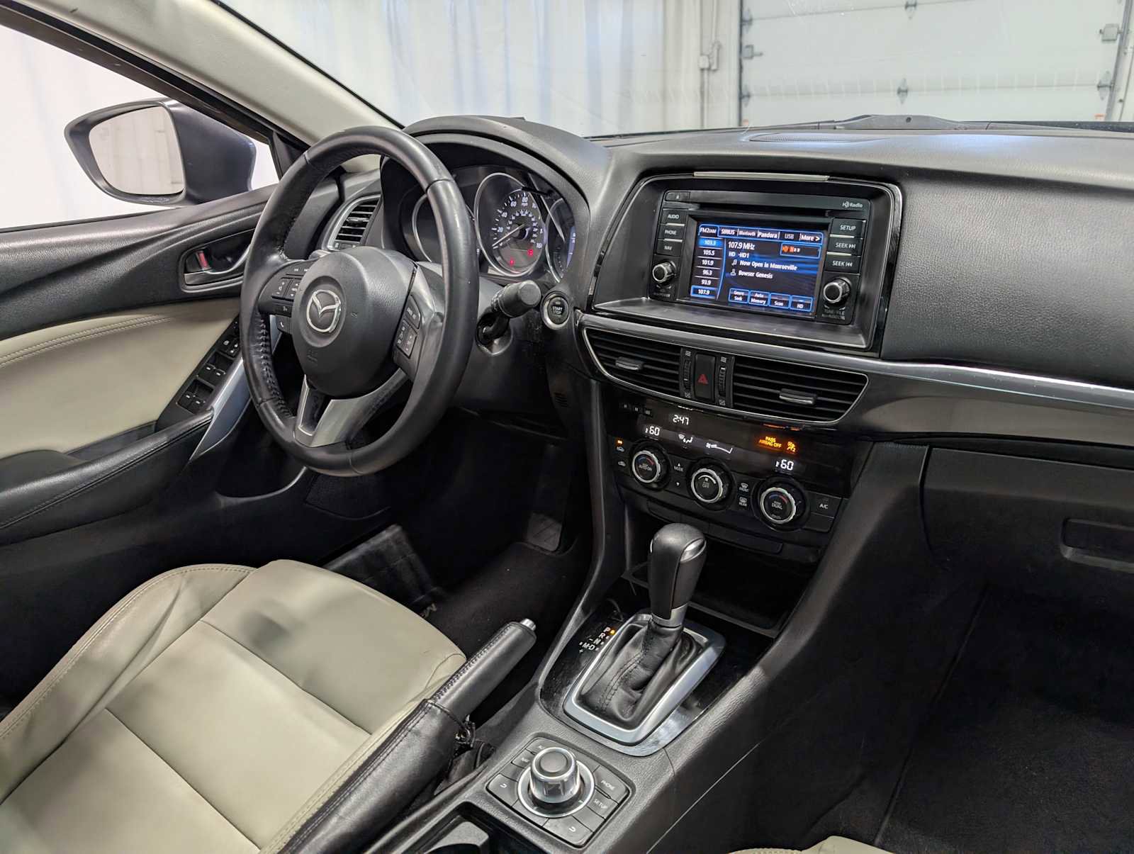 Used 2015 MAZDA MAZDA6 Touring image 41