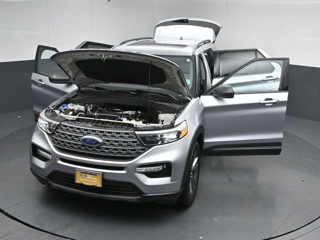 Certified 2021 Ford Explorer XLT w/ Equipment Group 202A AWD/4WD image 56