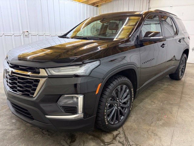 Used 2023 Chevrolet Traverse RS AWD/4WD image 3