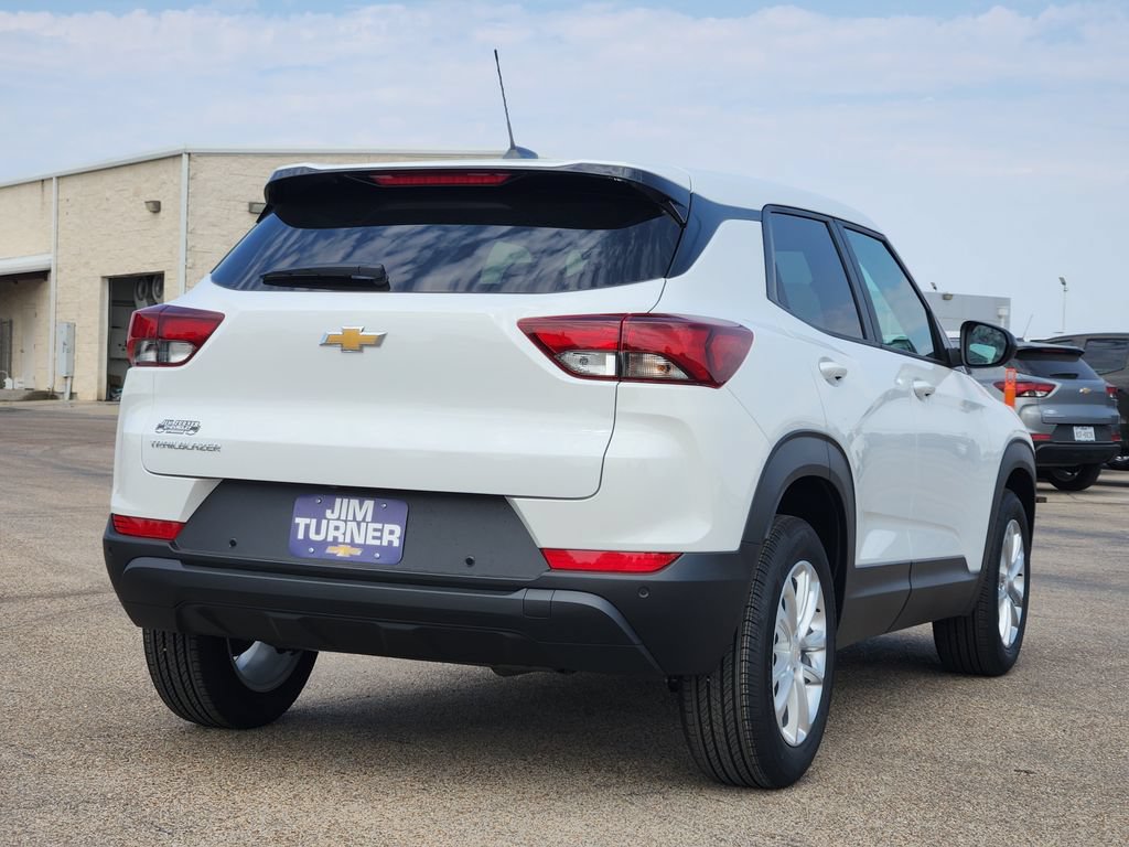 New 2026 Chevrolet TrailBlazer LS w/ LS Convenience Package FWD image 5