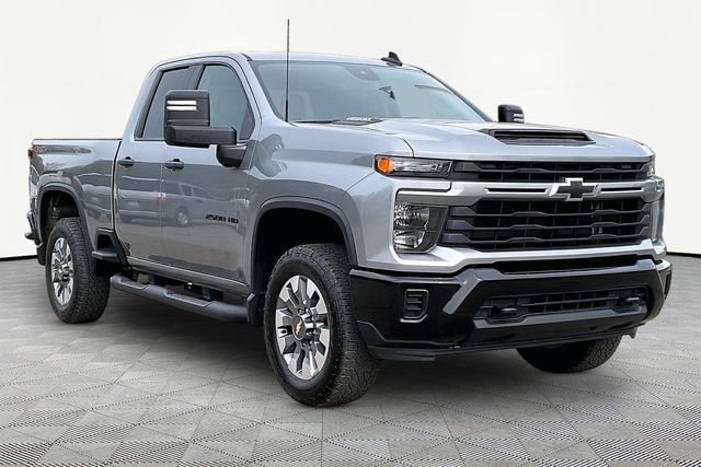 Used 2024 Chevrolet Silverado 2500 Custom w/ Custom Convenience Package image 1