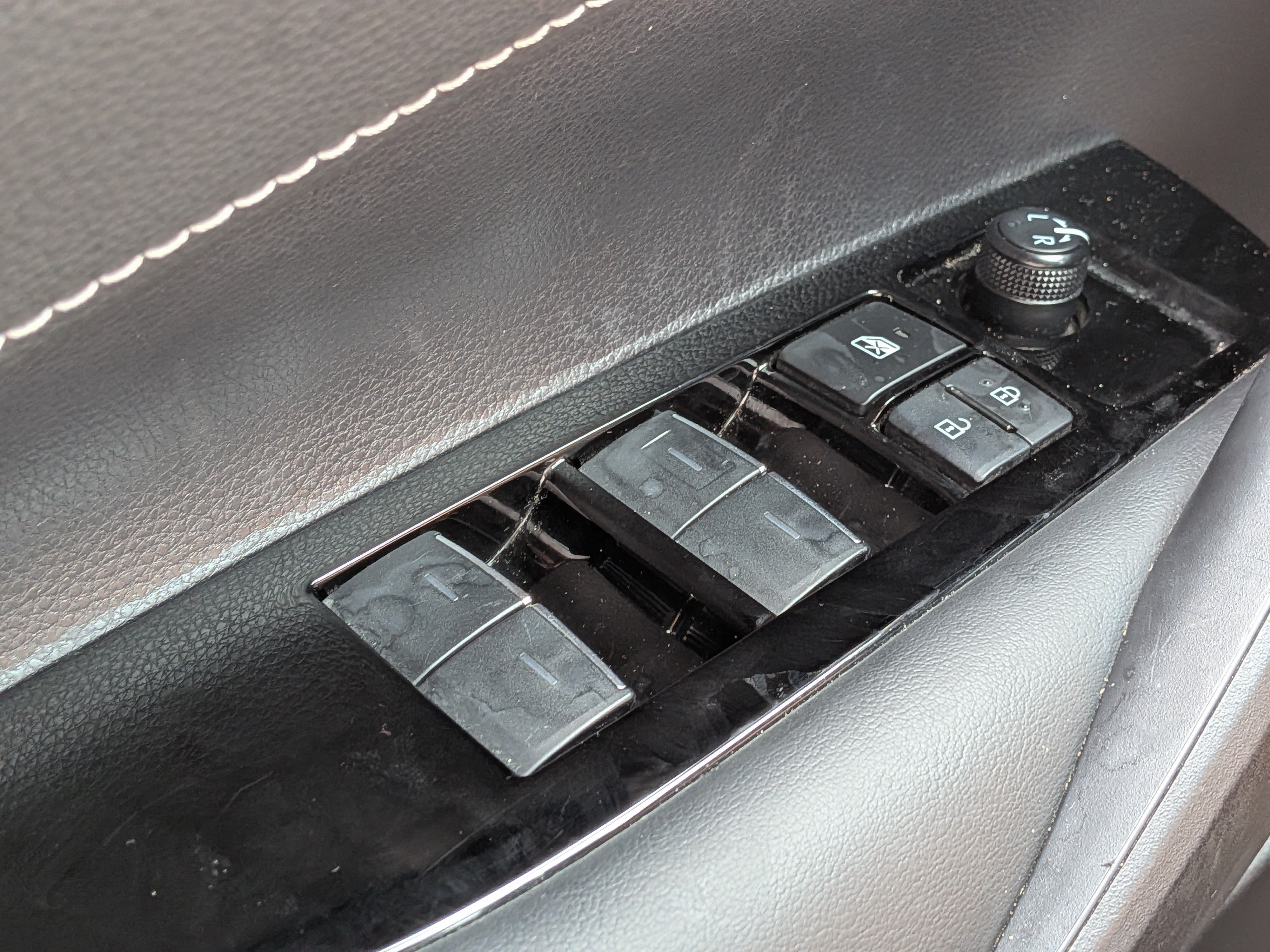 Used 2025 Toyota Corolla SE FWD image 22