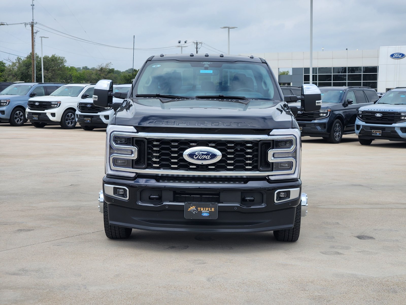 New 2026 Ford F350 Platinum w/ Platinum Plus Package AWD/4WD image 6