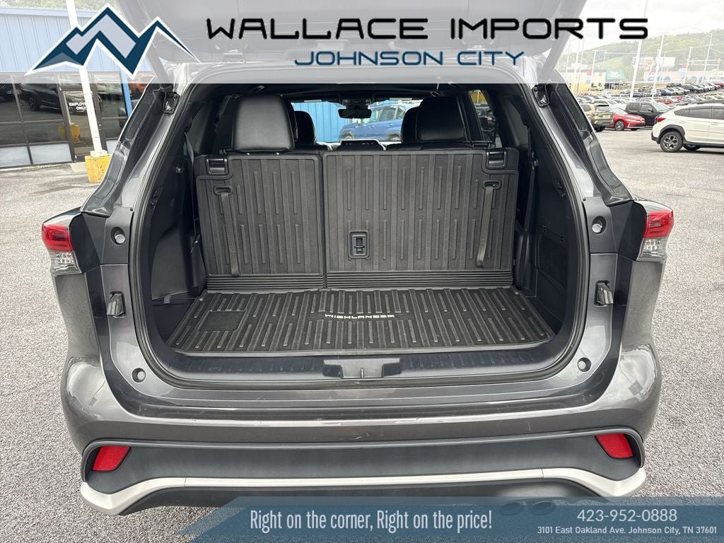Used 2022 Toyota Highlander XSE FWD image 44